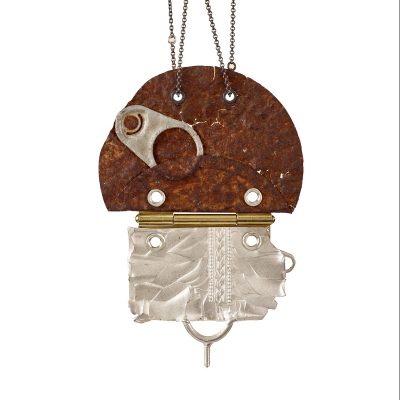 Neck-piece / Wall Piece, Caution, Sharp Edges