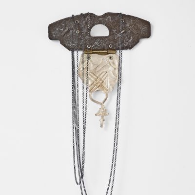 Neck-piece / Wall Piece, Caution, Sharp Edges