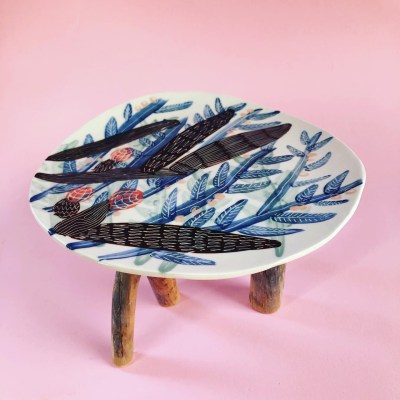 Side table, Porcelane table, Don't put baby in a side