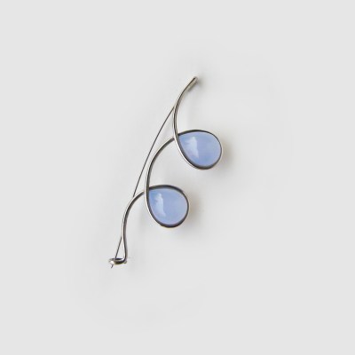 Brooch, Shared Gravity