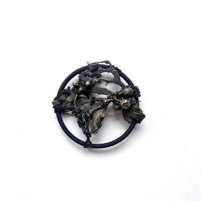 Brooch, Rebirth
